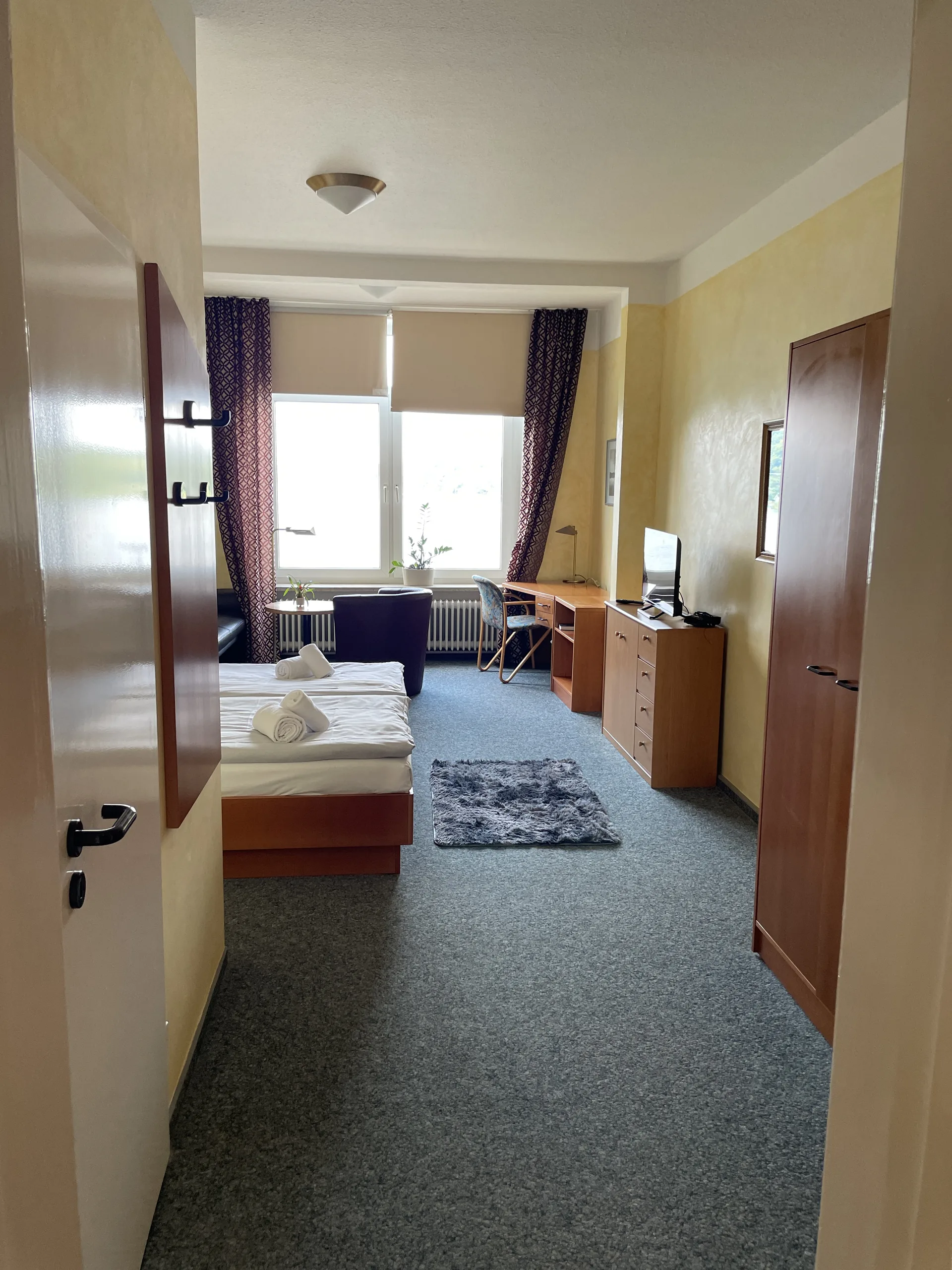 Hotelzimmer mit Blick zum Kellersee